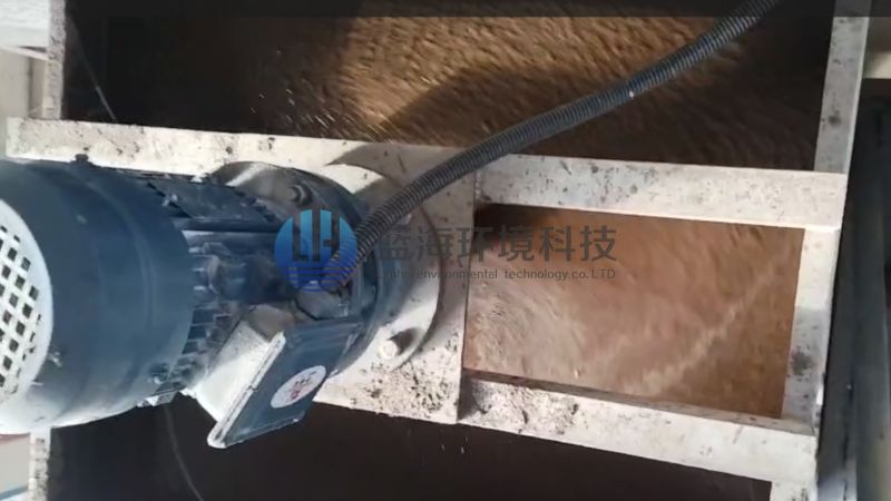 廣西仙鶴新材料丨低壓+高壓帶式污泥脫水機，干度達45%